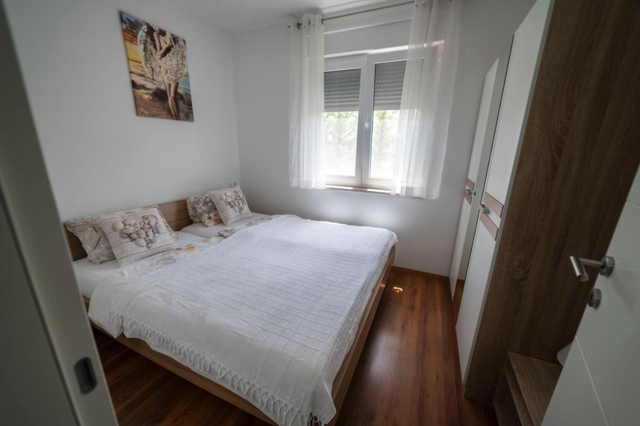 Apartments Adriana Pula Extérieur photo